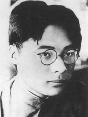 1933 年秋，柳河三源浦被伪军邵本良部牢牢把控，这个交通要道易守难攻，杨靖宇率