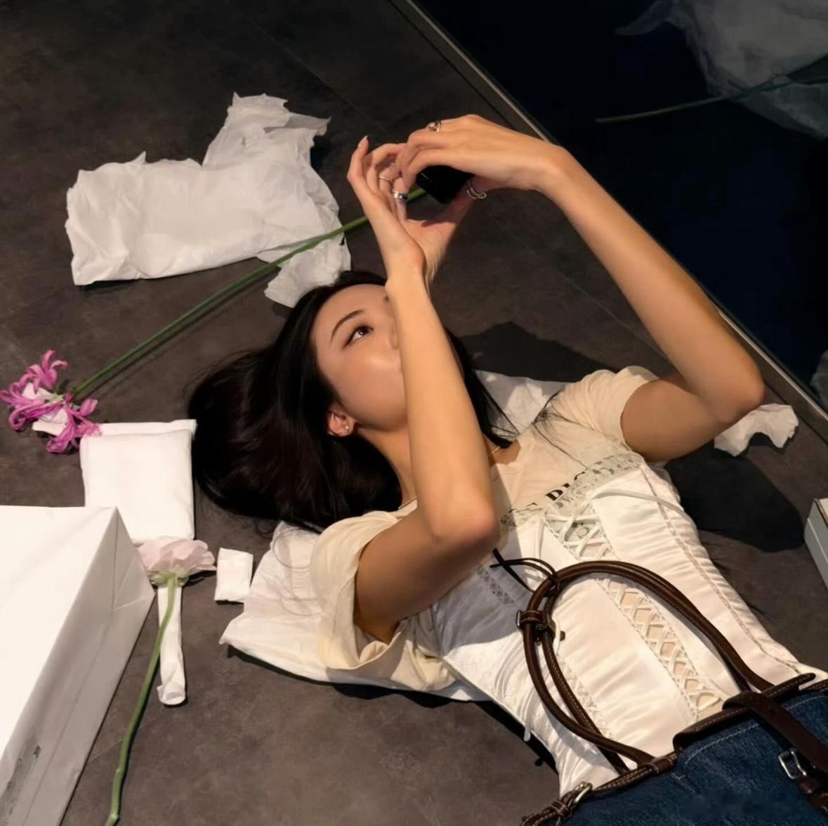 WeChat｜女头 