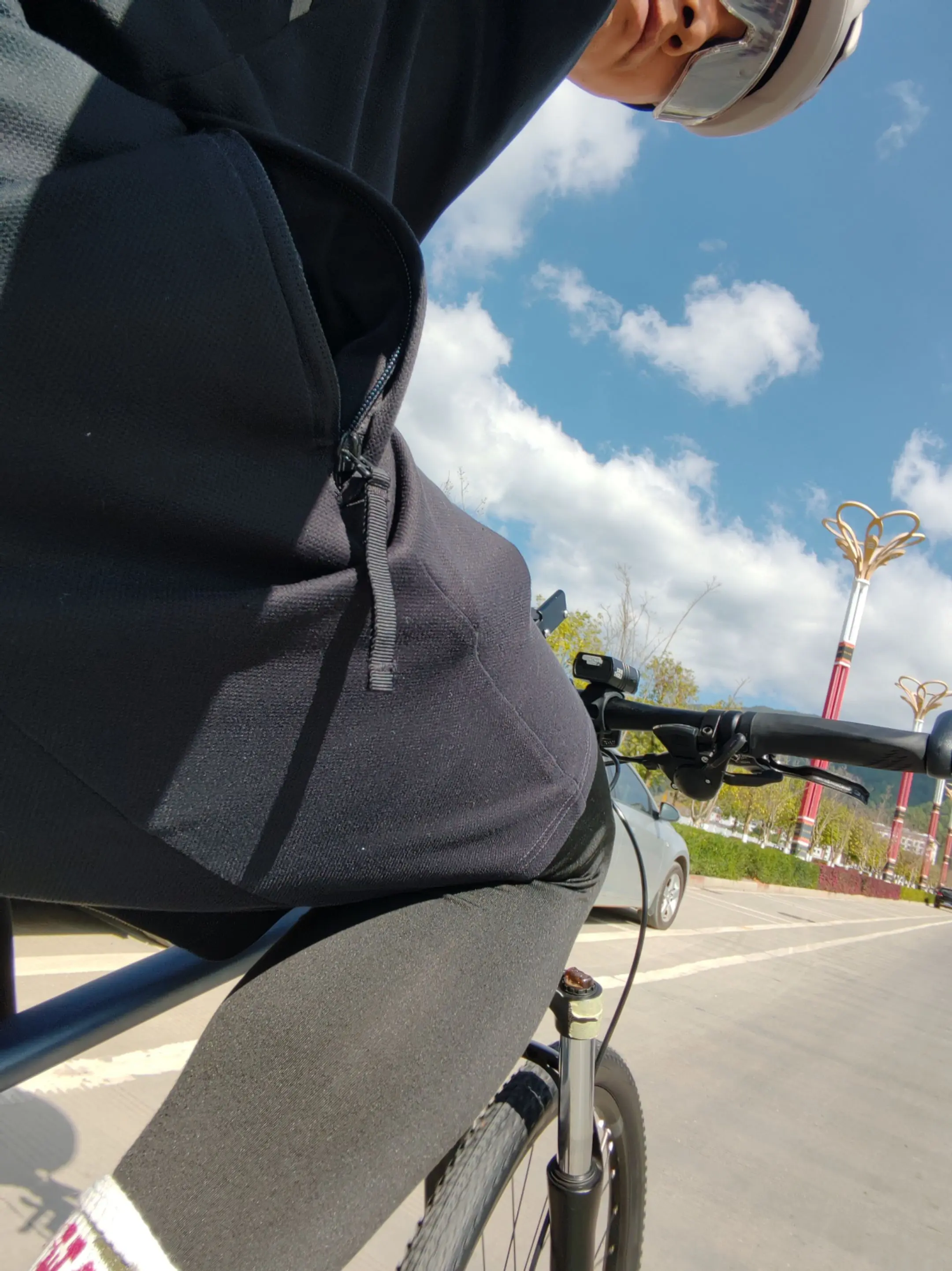 山地自行车 骑行 风和自由  山地车越野 爬坡