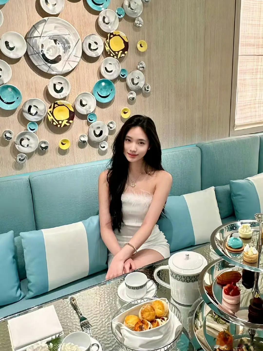 小S抱怨干嘛说我生了一个林志玲真的很漂亮呀，小S三个女儿都好漂亮呀，基因彩票，没