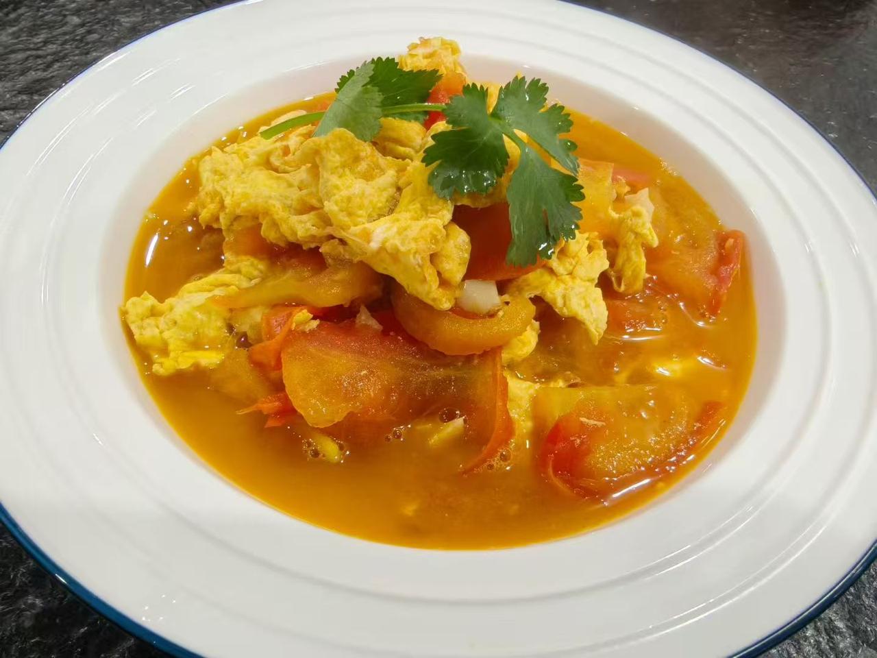 暖心暖胃的番茄鸡蛋汤，营养又美味！🍲🥚🍅