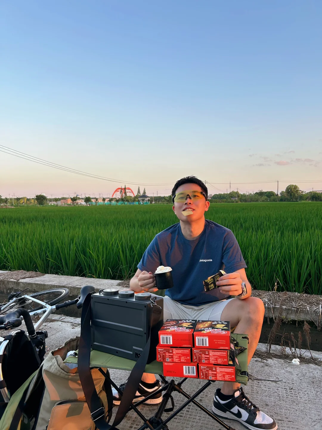 云边的小卖部嘿｜骑车摆摊第二章