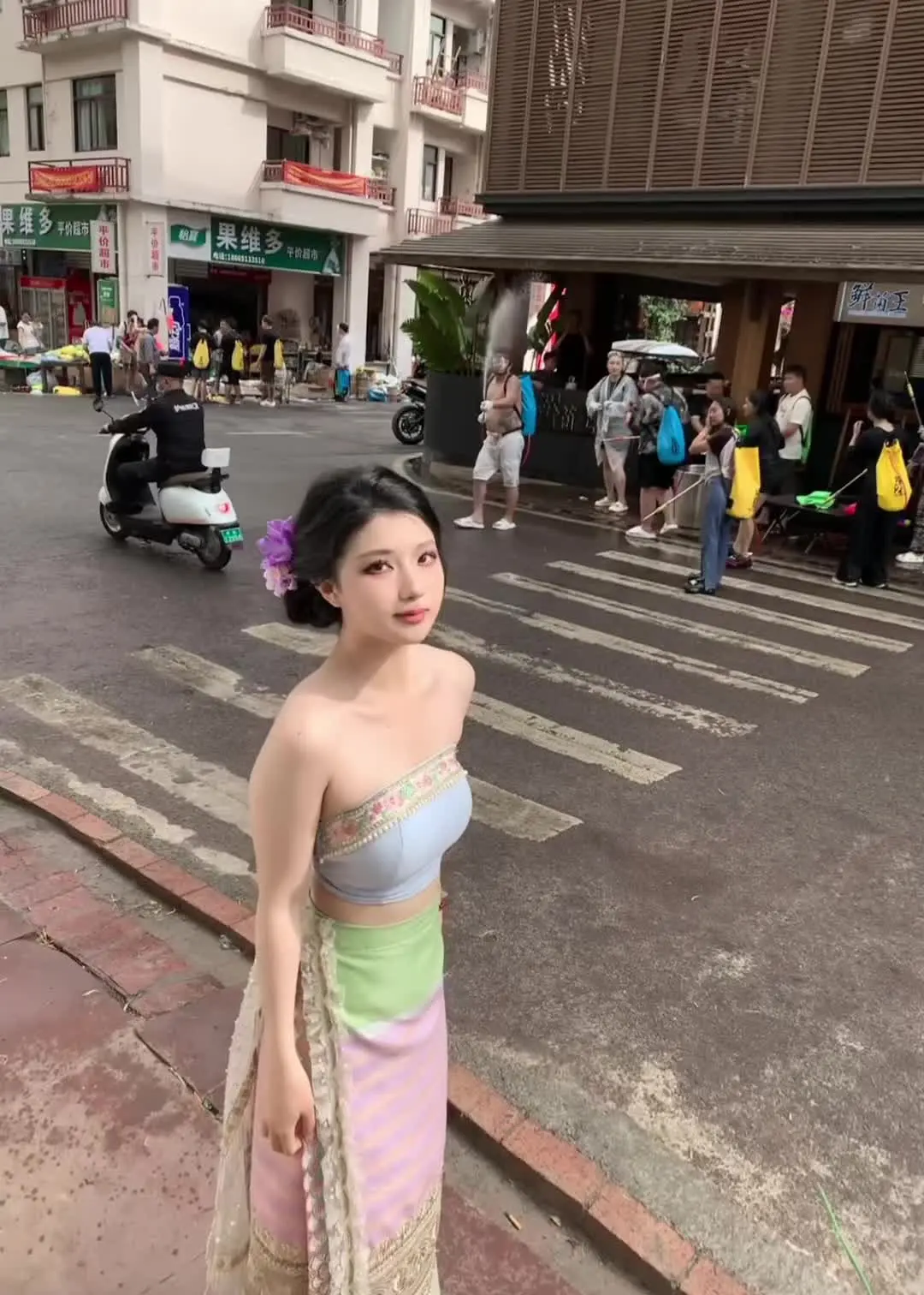 摇裤儿一天没干过