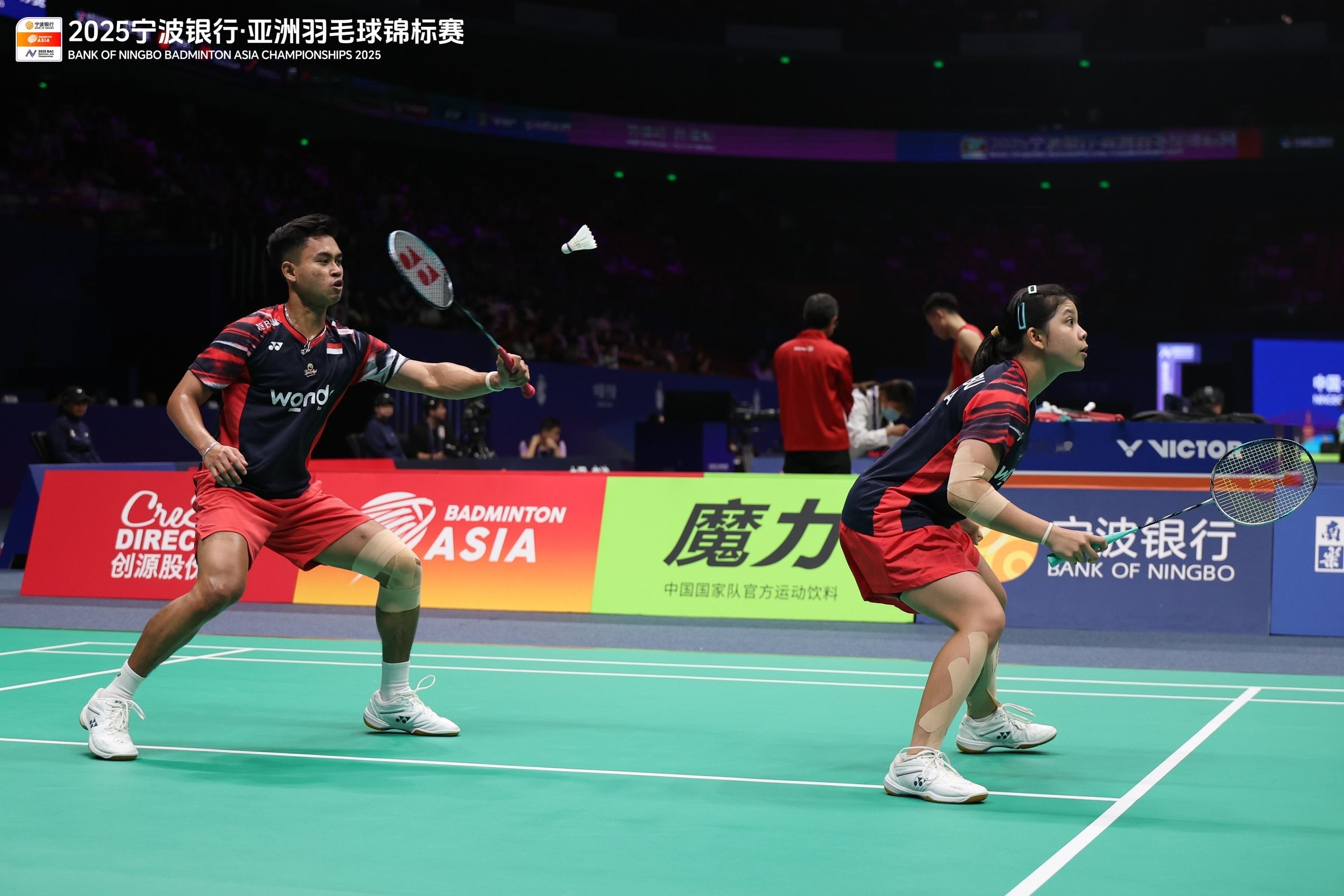 希达亚图拉/费利沙🇮🇩 21-19、22-20 🇷🇸米哈伊洛/安德拉下轮
