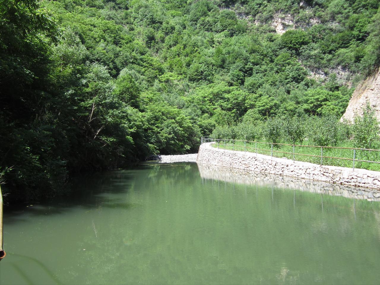 果然不出各位军师所料，波斯猫和小鹰谈判谈崩了！而且谈判期间小鹰试图让军舰进入霍尔