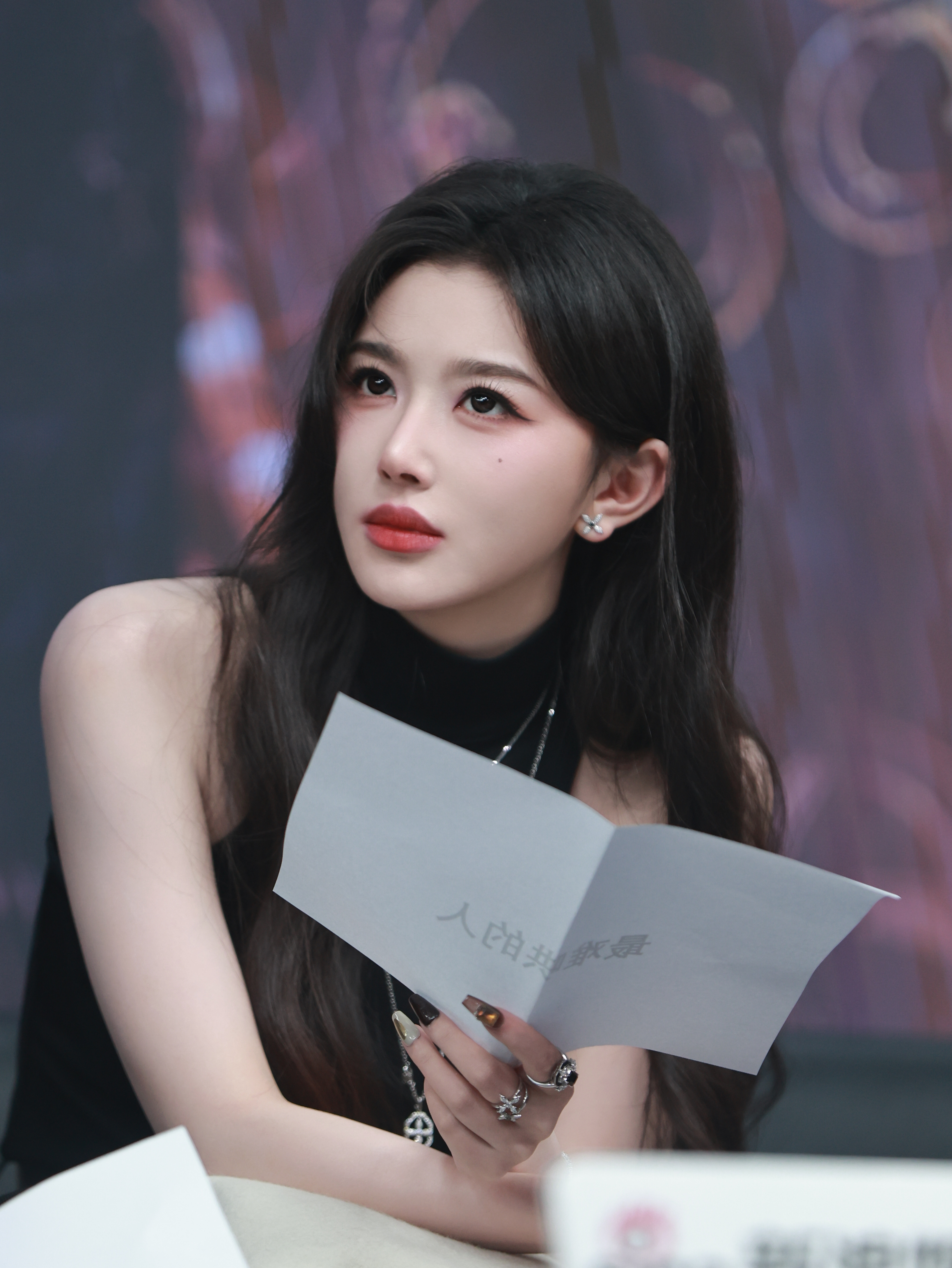 孔雪儿 