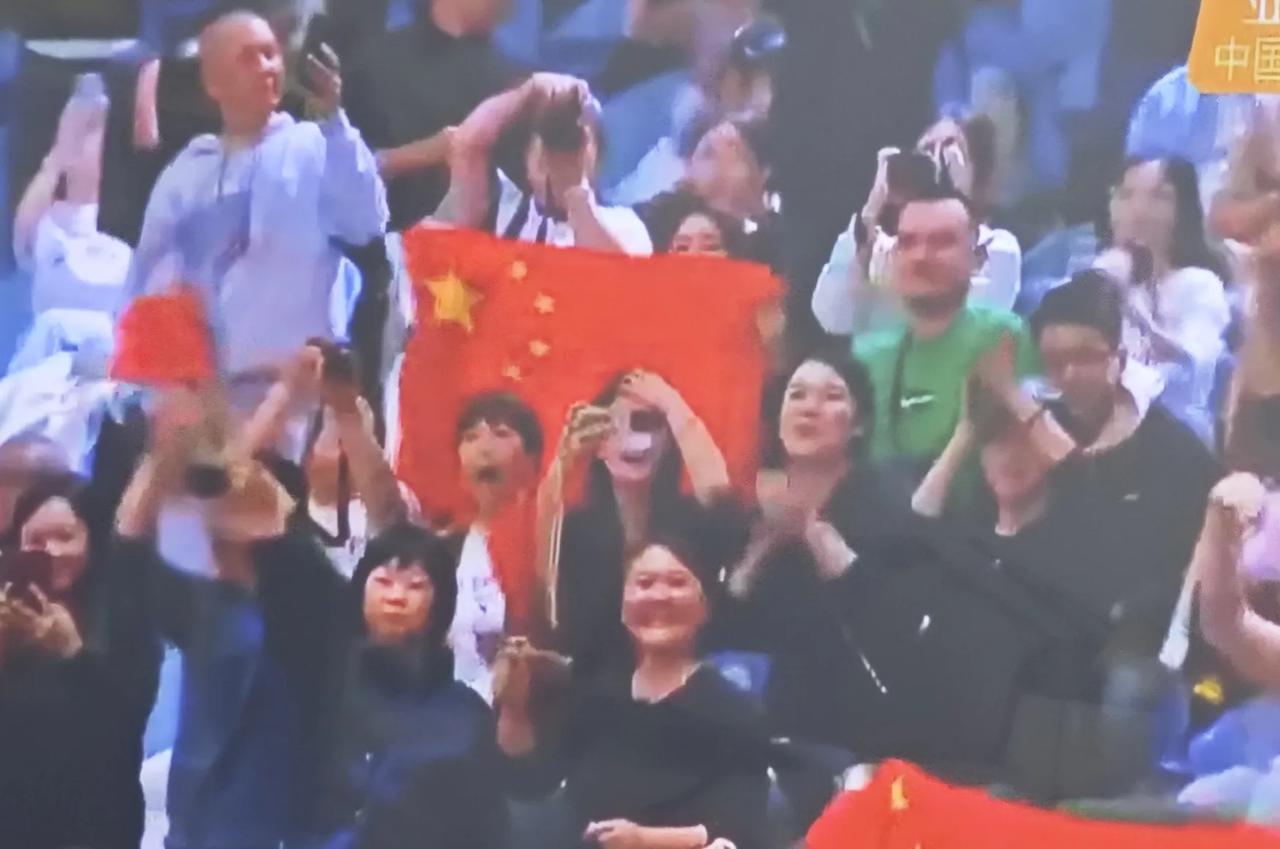 男团3：1中国台北，夺得亚锦赛冠军！王楚钦惊险逆转，独得2分！
第四盘比赛，王楚