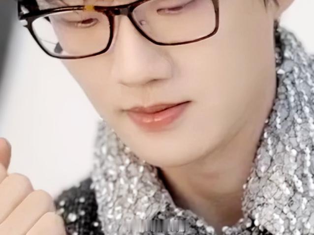 哎🤤 人 就是要多看些这种好东西才有力气讨生活啊💋💋 