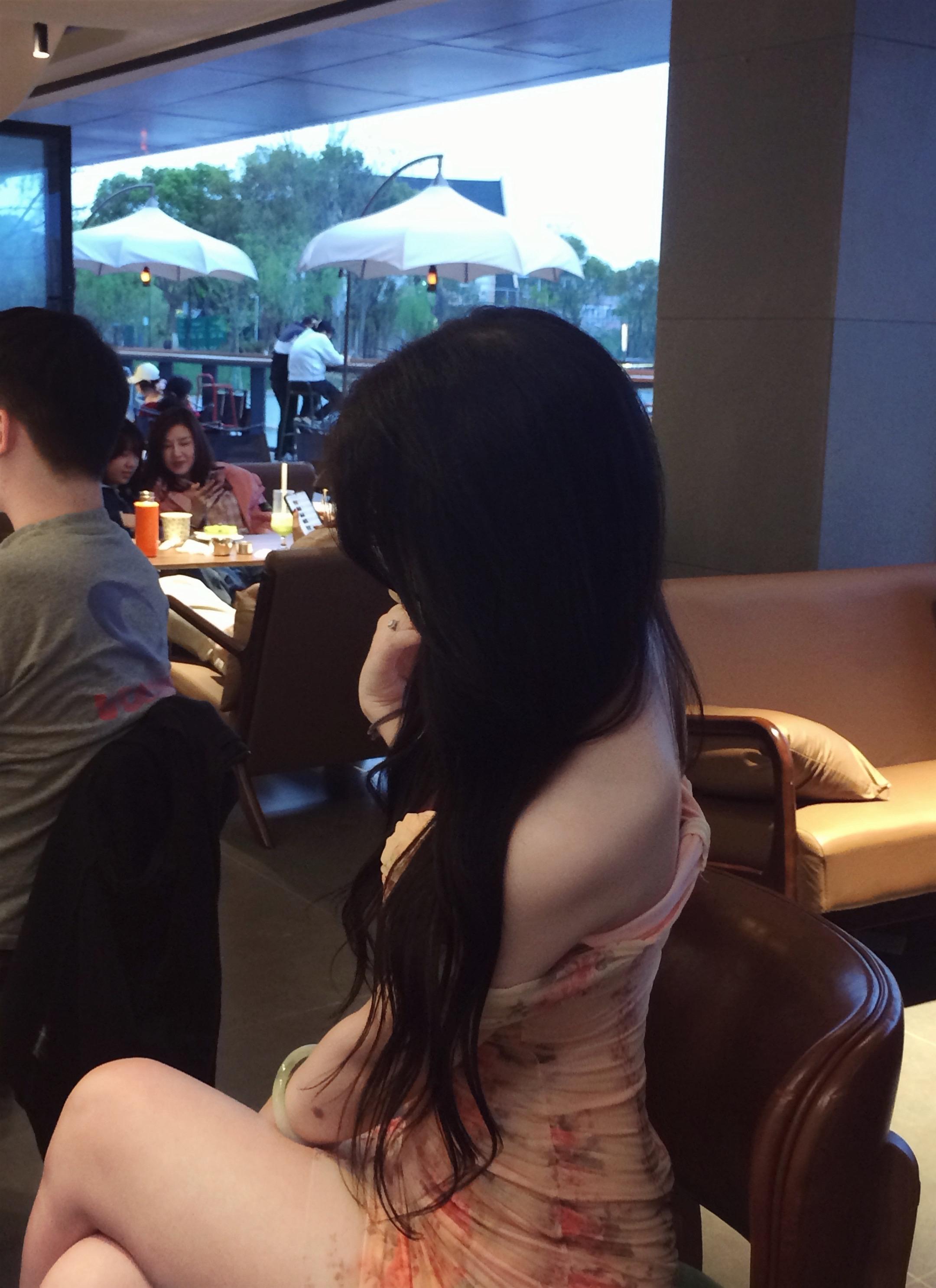 我发誓我要美丽 并拥有纤细的手臂