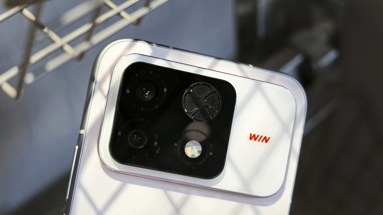 来一波即将发布的荣耀Win2图赏，还是很有感觉的吧[鼓掌] ​​​