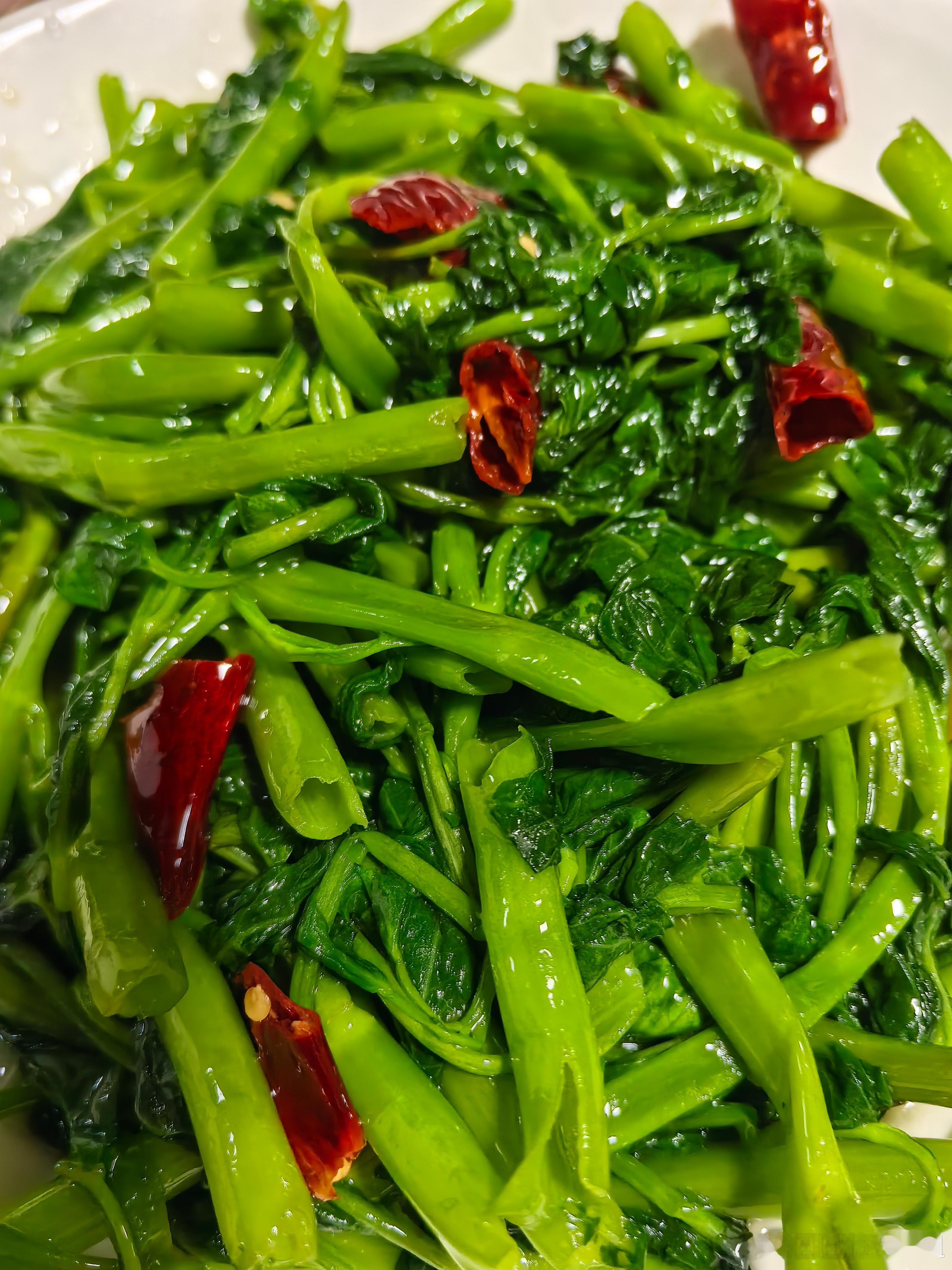 我发现青菜好像一直炒得不错美食分享