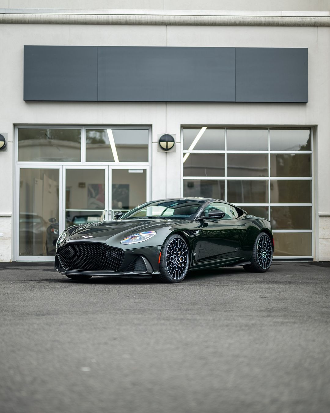 阿斯顿·马丁 DBS Ultimate ​​​