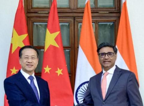 新德里传来消息，中印战略对话只谈了一天！印度当着中国的面，提了一个敏感请求，还是