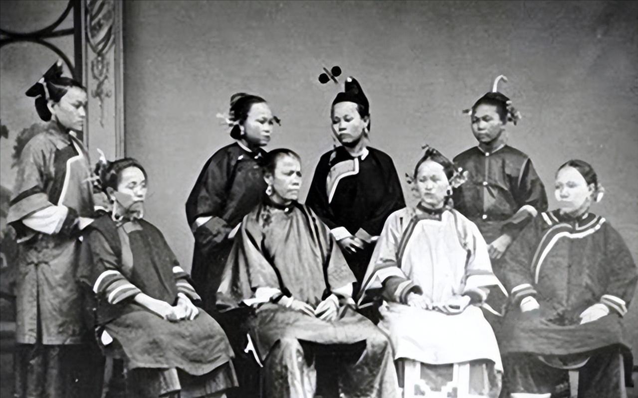 晚清著名思想家王韬，寻花问柳40多年，亲身体验了上百位名妓之后，写下了一篇大尺度