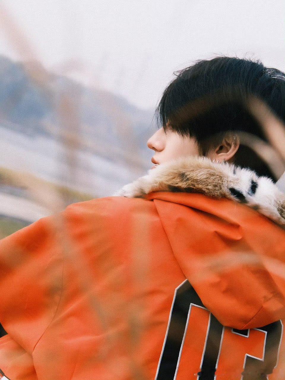 朱志鑫这个天该出去玩这个天就该出去玩！！ ​​​