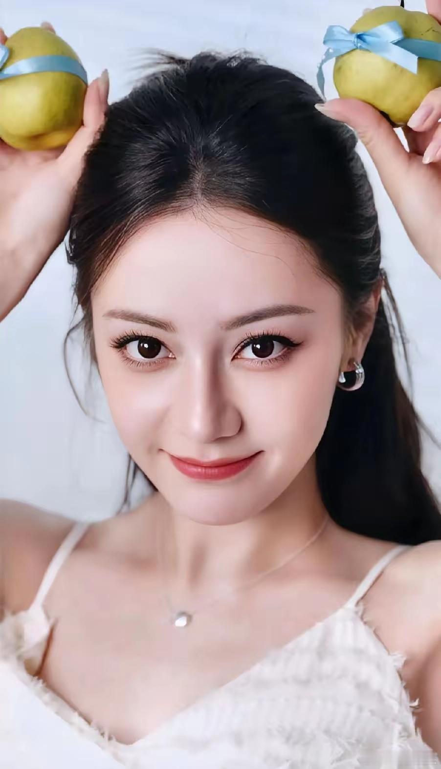 嘉行以后怕是再也捧不出第二个迪丽热巴了！​不是因为没好苗子，​而是因为它当年差点