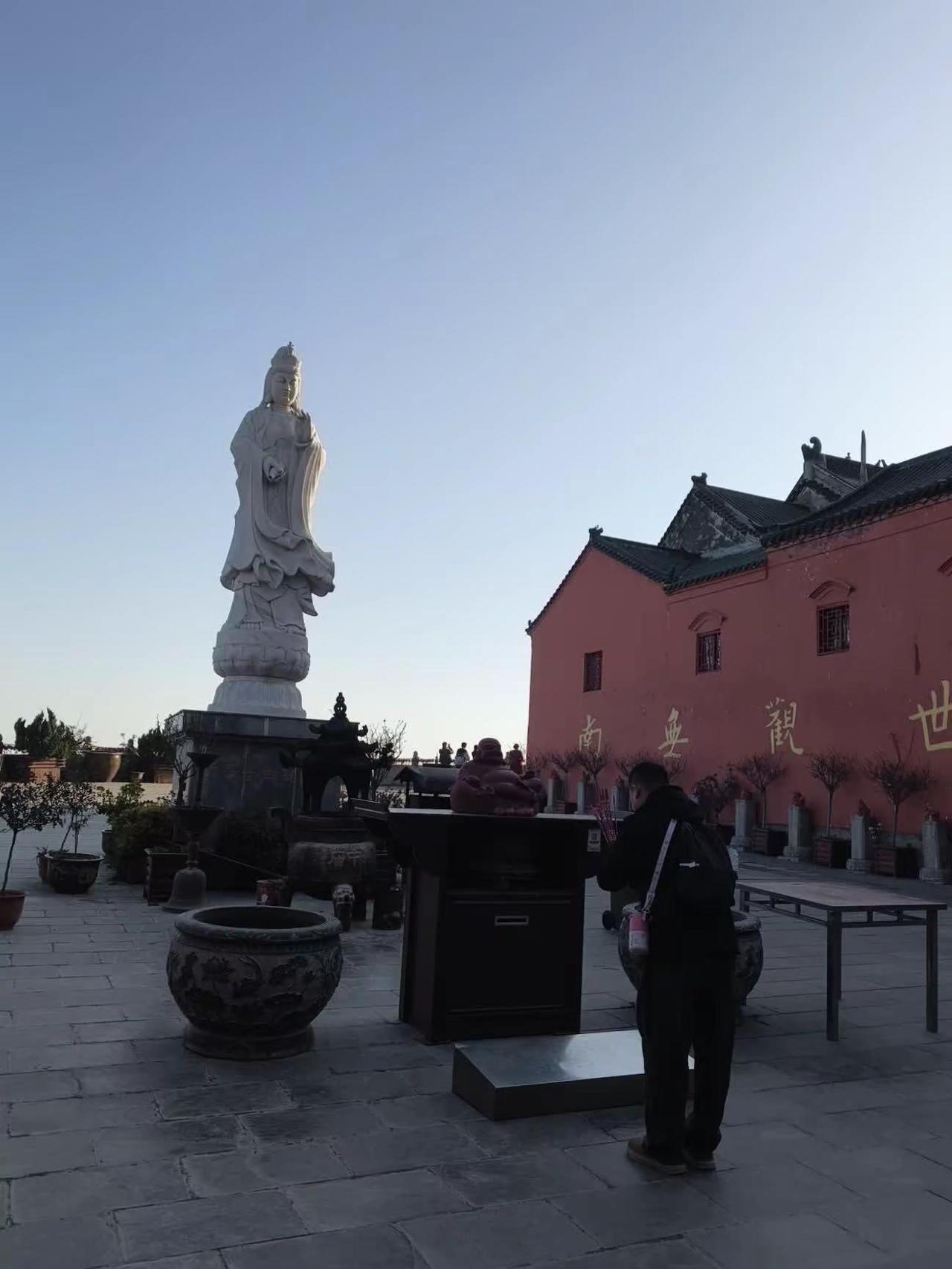 “人生如逆旅，我亦是行人~