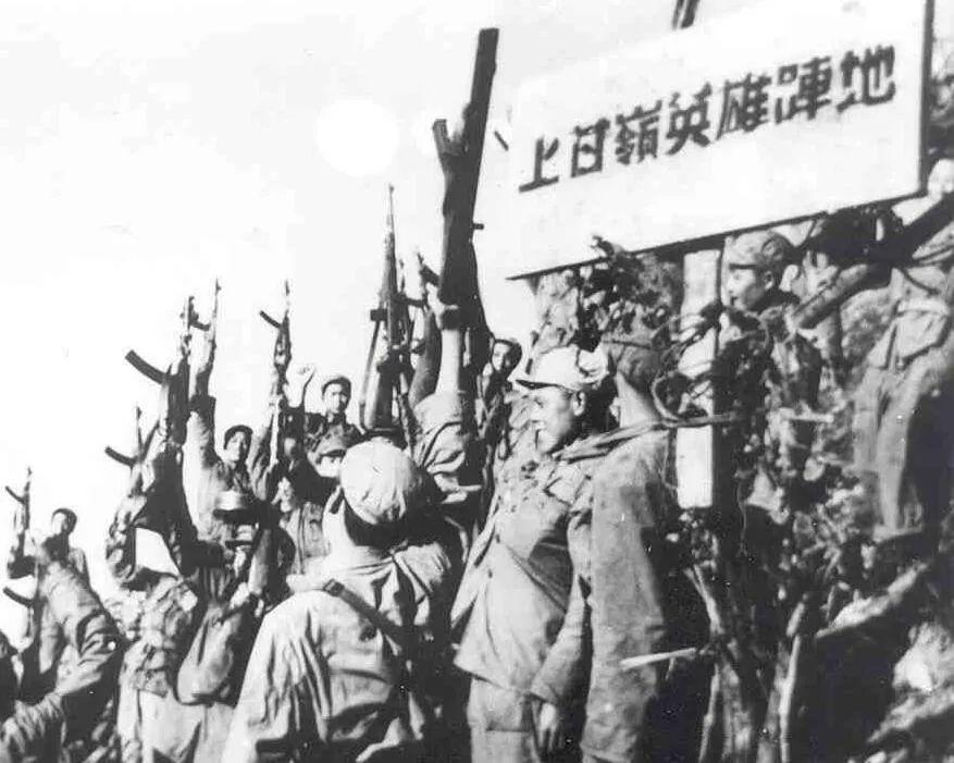 1951年，抗美援朝第六次战役紧急喊停，一封绝密电报改变伟人决策。在彭德怀下达作