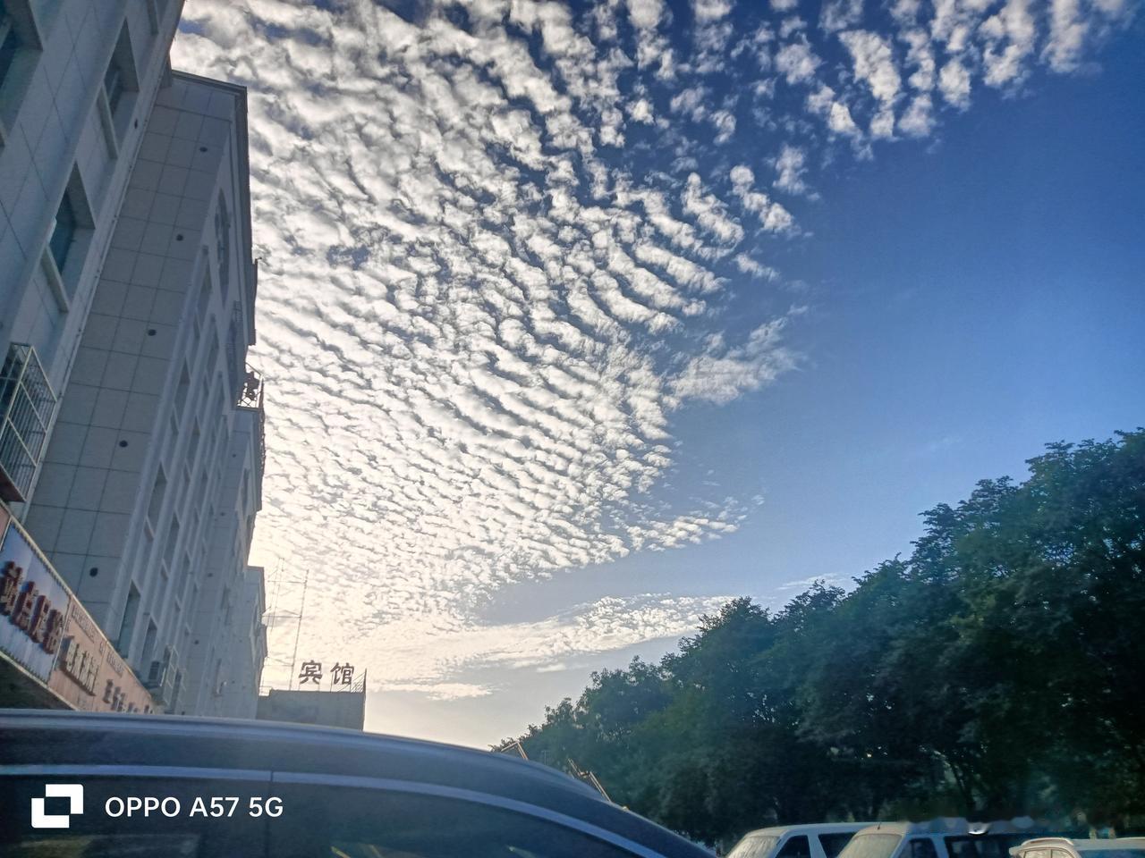 八月十二日，今天这所谓的“四大天相”恐怕都看不到了。
一，凌晨六星连珠，金木水火