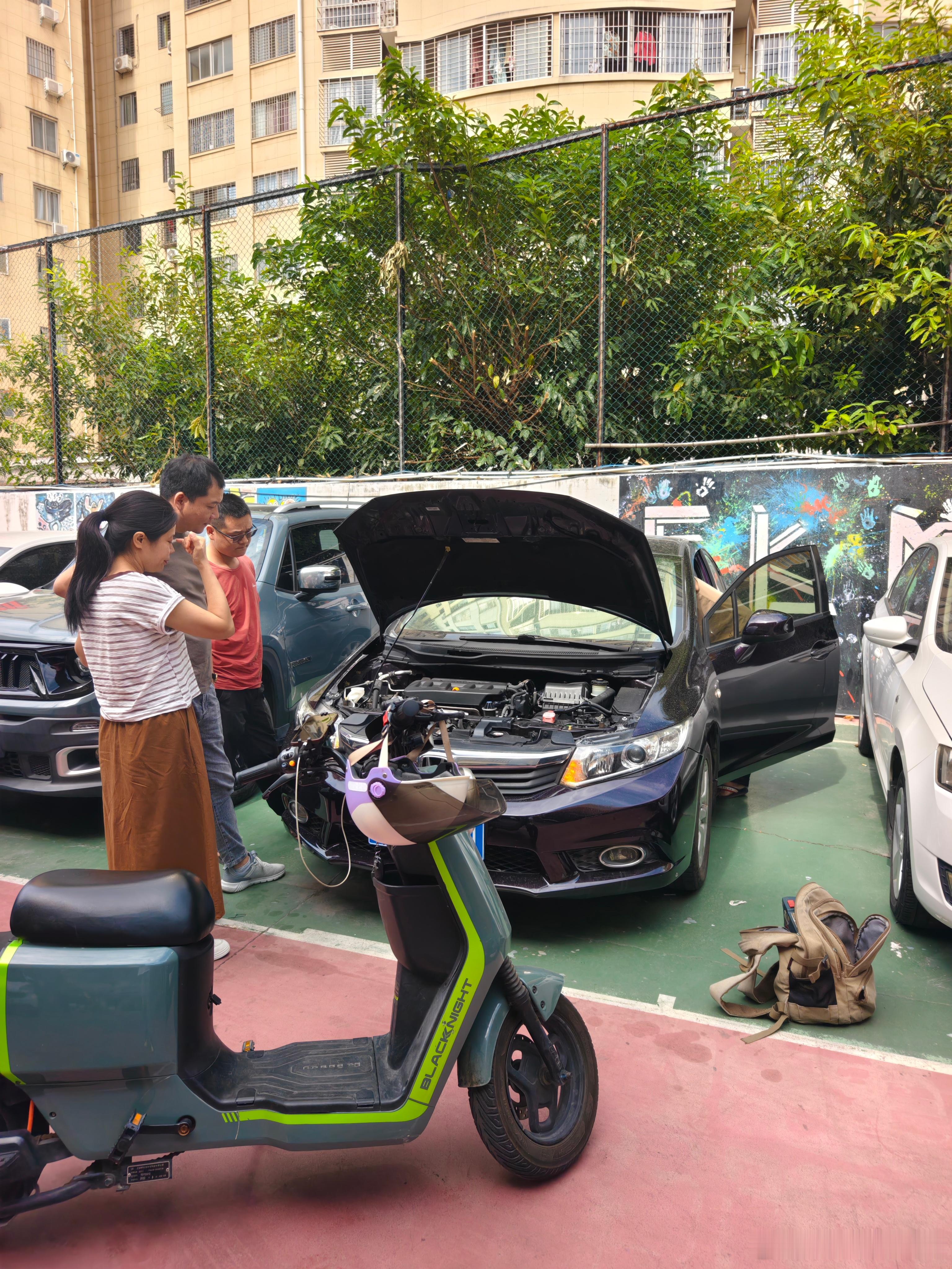 思域直接让师傅来开锁，重新配一把钥匙[允悲] ​​​