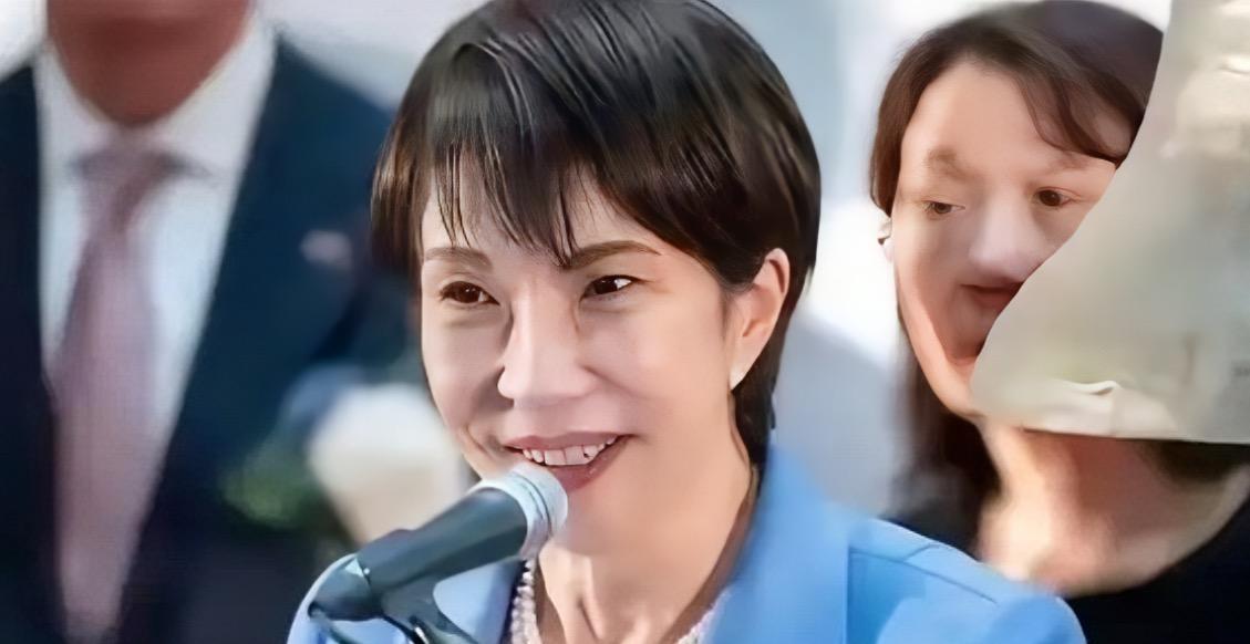 高市还是太嫩了点，以为捏着九成高端光刻胶市场，把10天审批拖到90天，就能让咱们