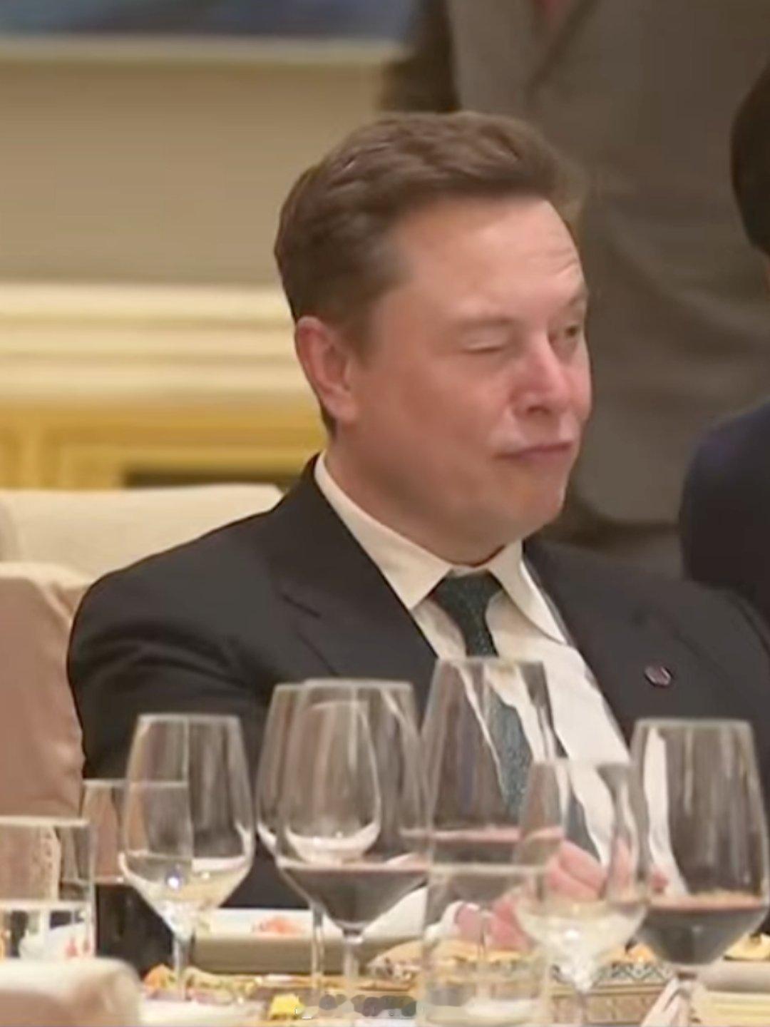马斯克：那就做一个……wink吧哈哈哈哈哈特朗普访华欢迎宴会