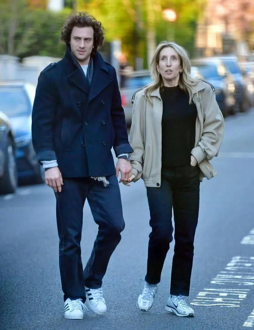 亚伦·泰勒-约翰逊、萨姆·泰勒-约翰逊夫妻伦敦出街 ​​​时尚女魔头 美剧 爱情