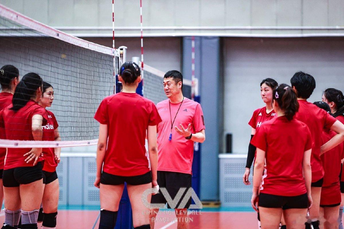 中国女排2026世界女排联赛看看中捷之战后的可能排名积分变化 赛事：VNL 20