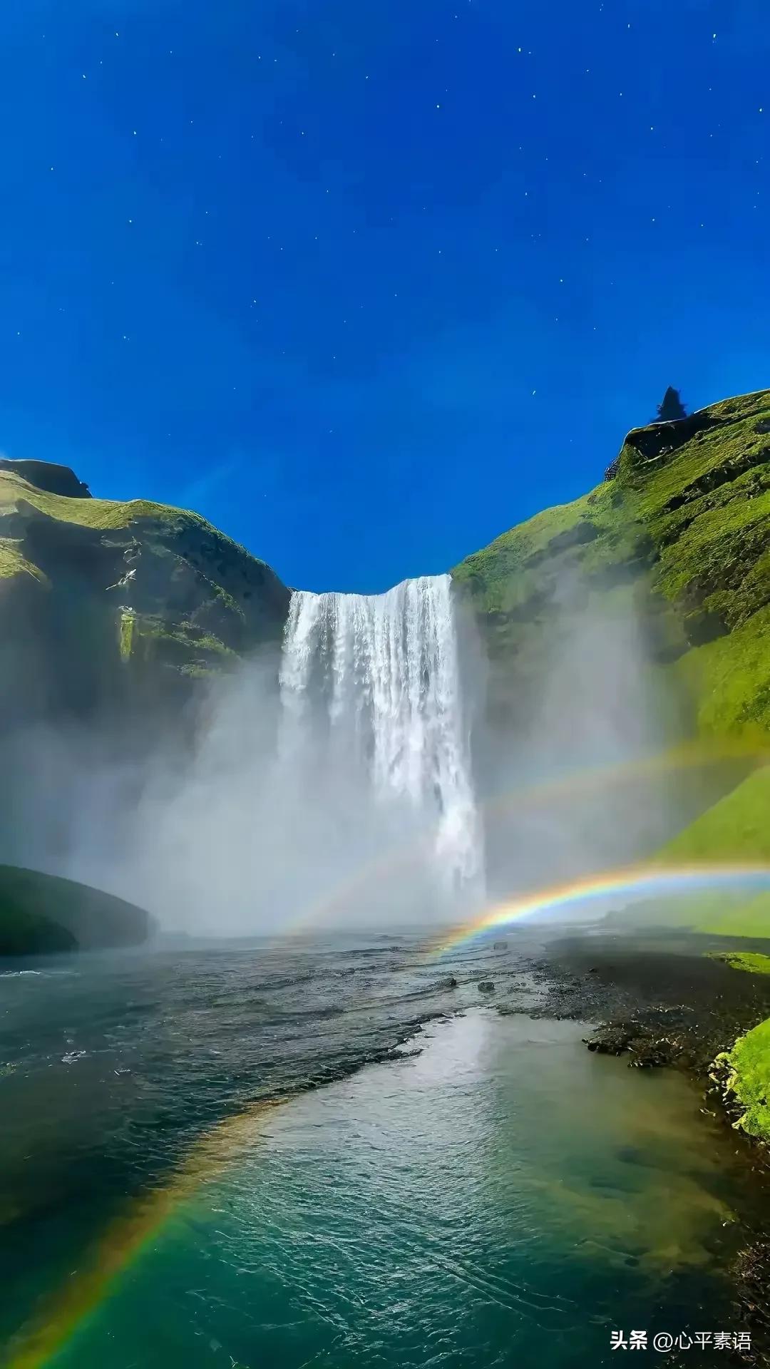 老人言：人生三不让
一、妻子不让
二、宅基地不让
三、祖坟不让
 
老祖宗留下的