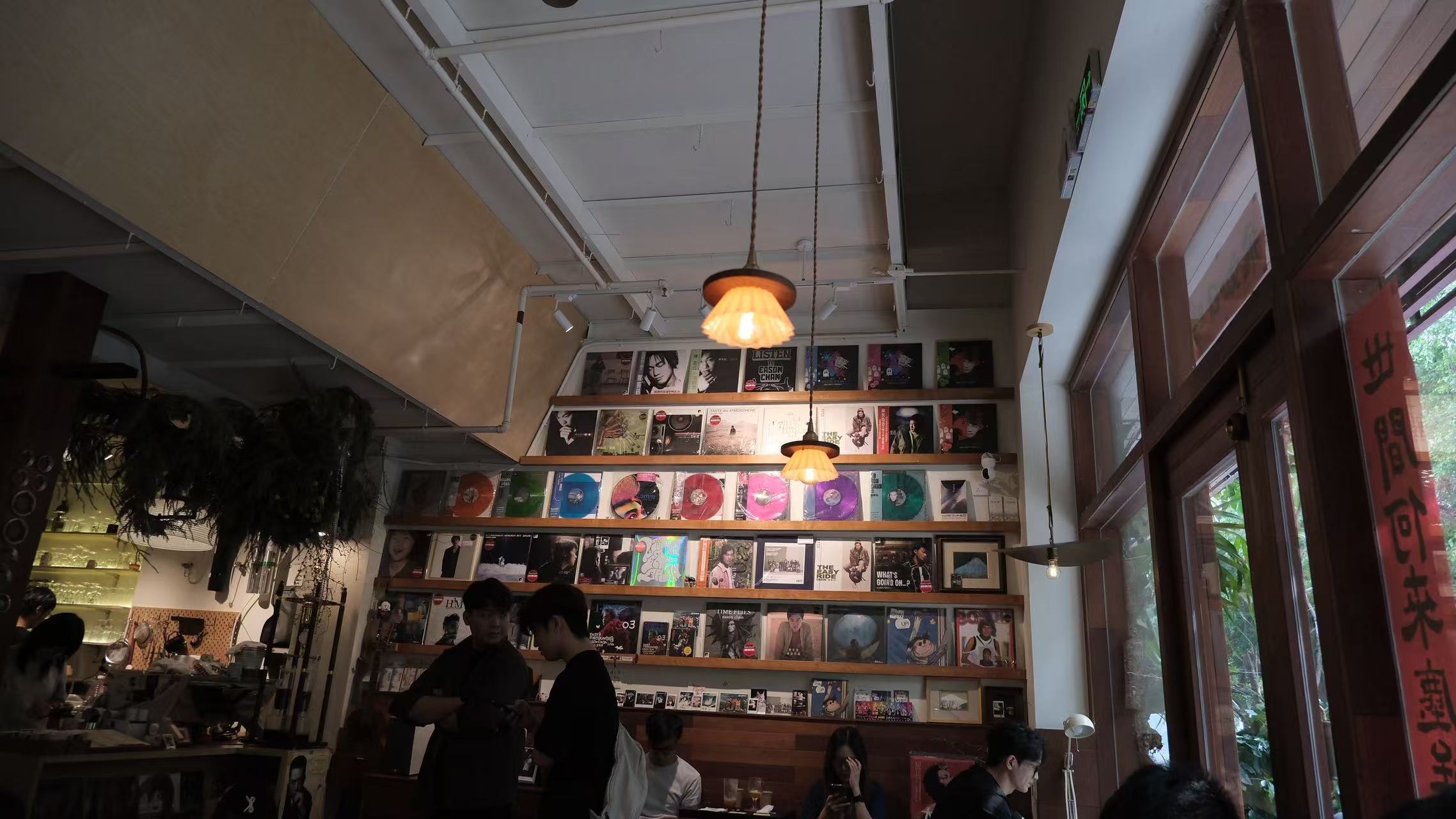 男子养龙虾月赔10万破防抑郁AI症候群开始多起来了？都在夺命狂奔，至于代价没人愿