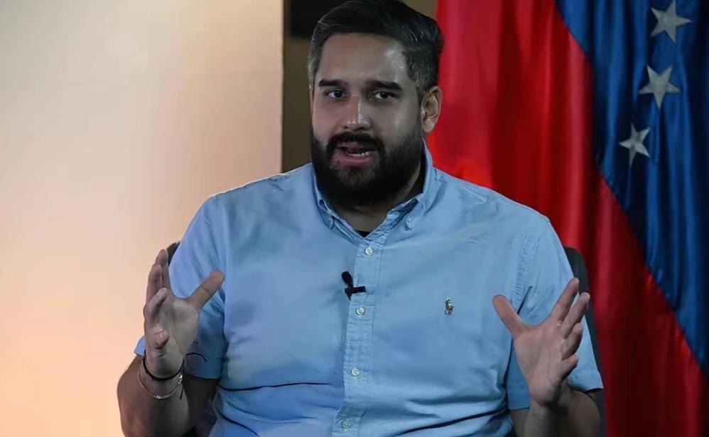 果然是虎父无犬子！

面对如此危局，马杜罗之子尼古拉斯毫不犹豫站出来，以极大的勇