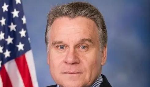 美国议员、有反华劳模之称的克里斯·史密斯对媒体说：“历史上日本与中国斗，从不吃亏