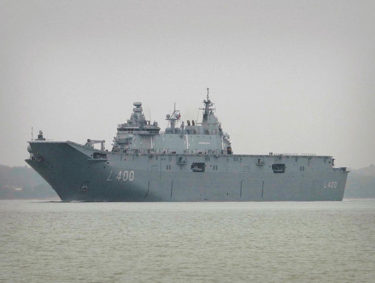 土耳其海军特混舰队出港