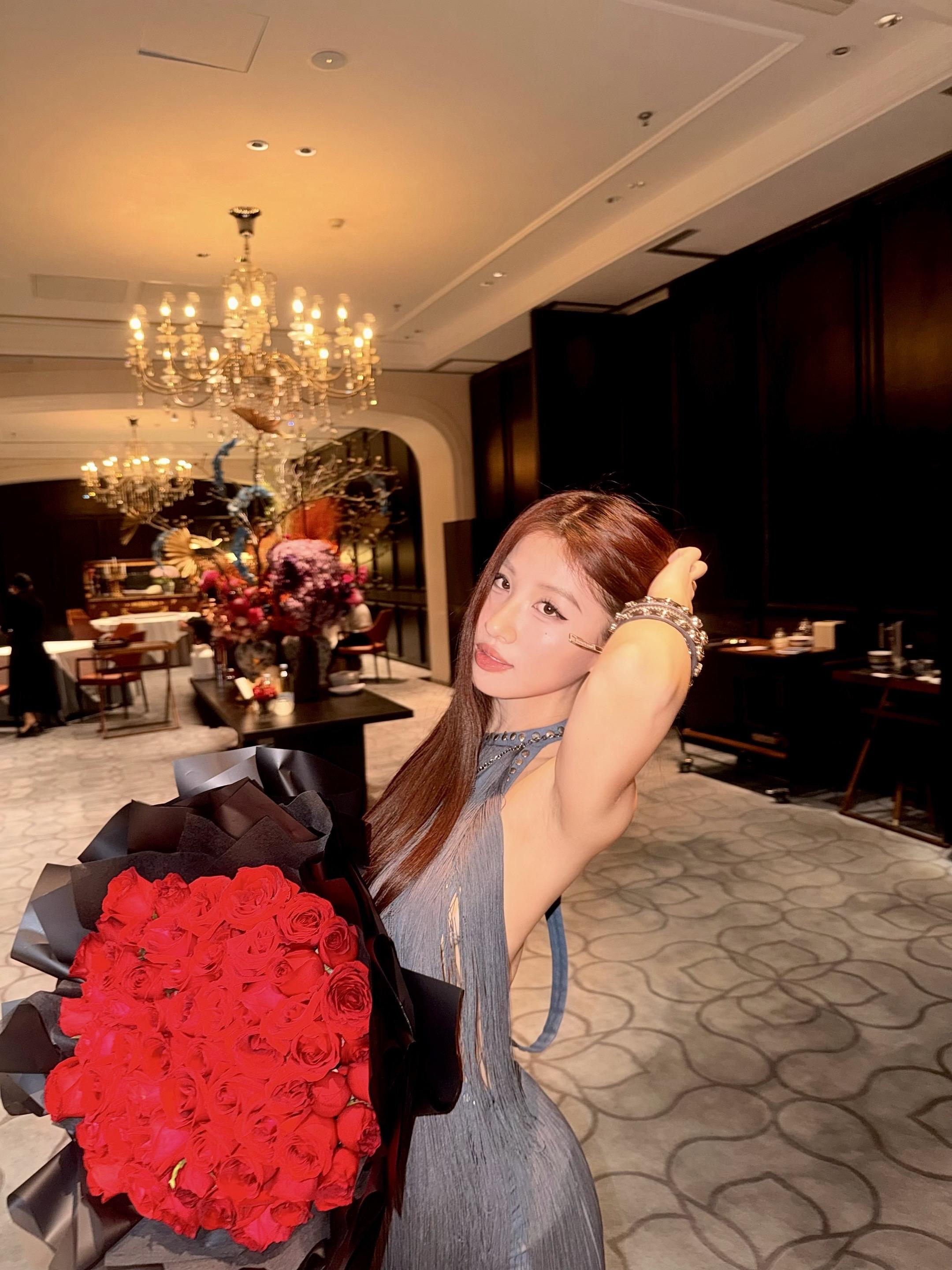 在一起的第四年。 性格互补的我们开开心心又磕磕绊绊的度过了这四年，我们...