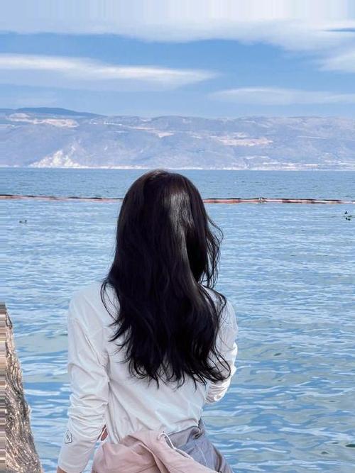 人正福自来，你的善良藏着最好的运气
 
人生这场赶路，拼的不是速度，而是心的方向