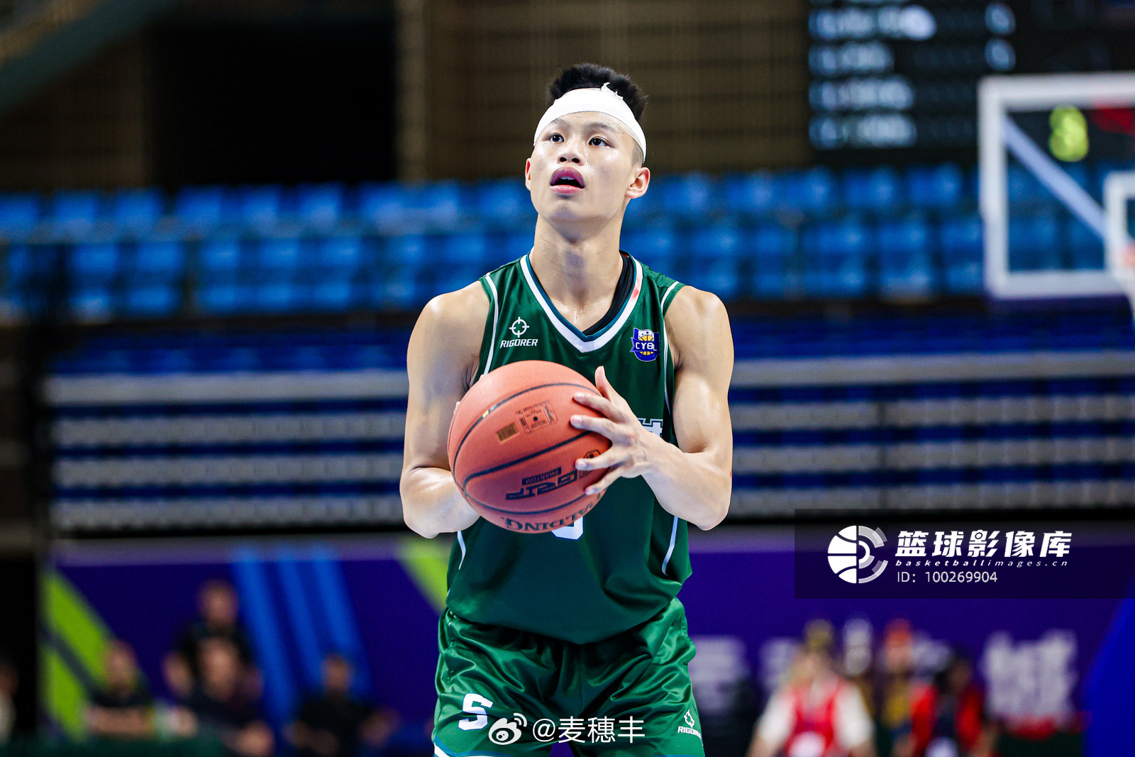 头缠绷带，黄俊烨独得30分！全国u16青少年篮球联赛广东宏远广东宏远[超话] ​