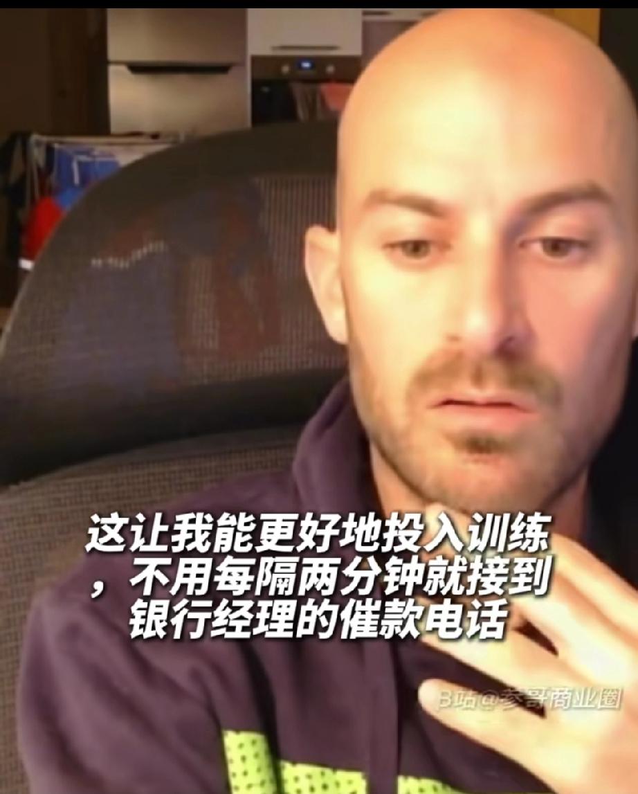 “感谢张雪，我再也不用担心被银行催缴贷款了！”

瓦伦丁在 WSBK 葡萄牙站拿