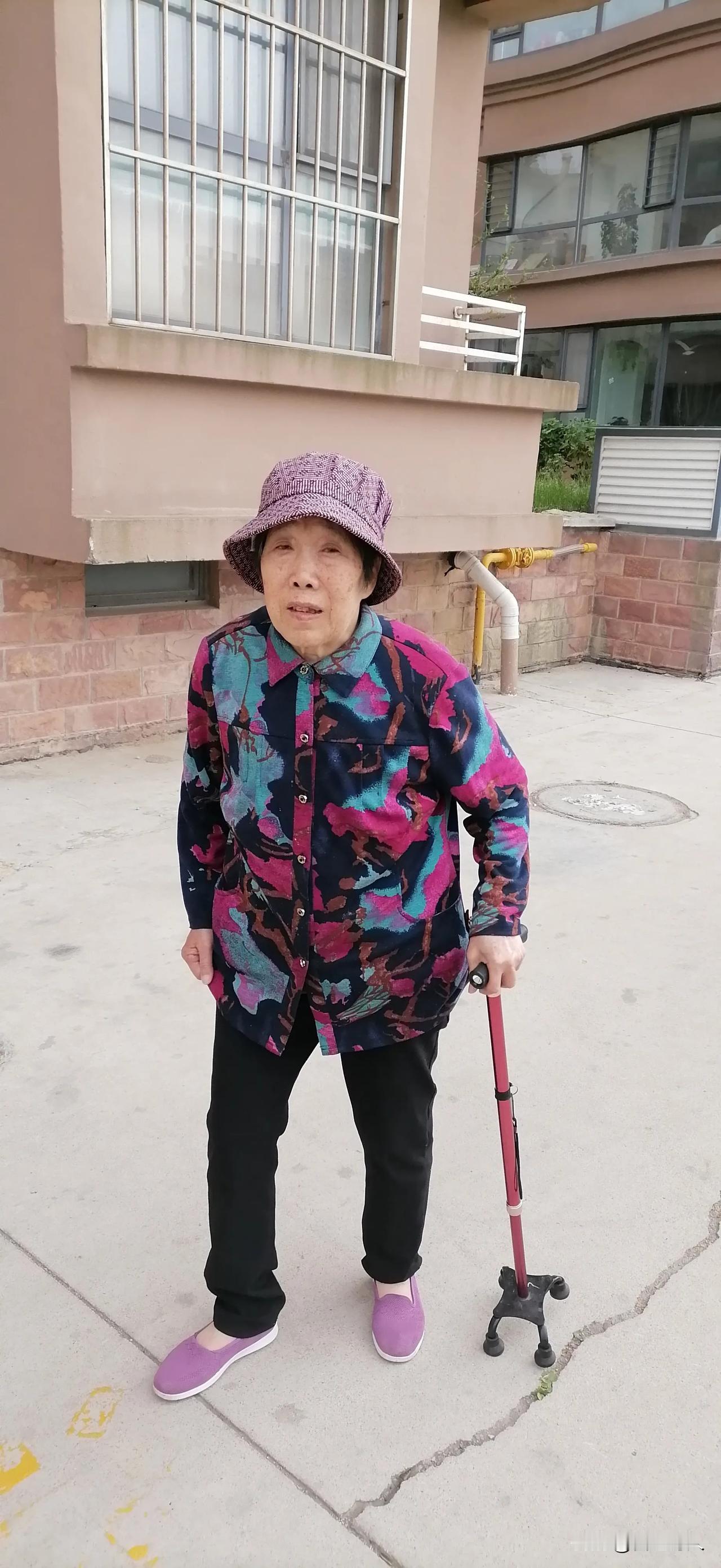唯一所求就是让老伴在 2025 年平安无事，顺利成为 80 岁的高寿老人，别无他