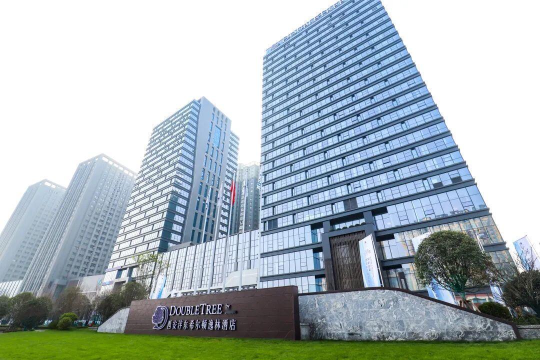 希尔顿集团退出西安沣东希尔顿逸林酒店管理，项目现已更名西安沣东逸宸酒店。回顾运营