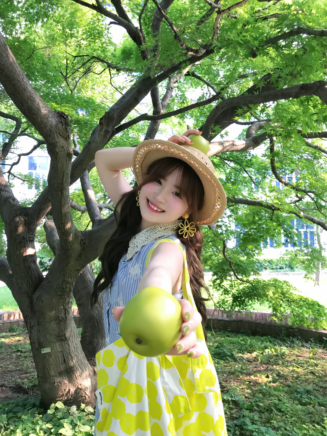 存一些夏日🍏拍照姿势 动作越大越出片！