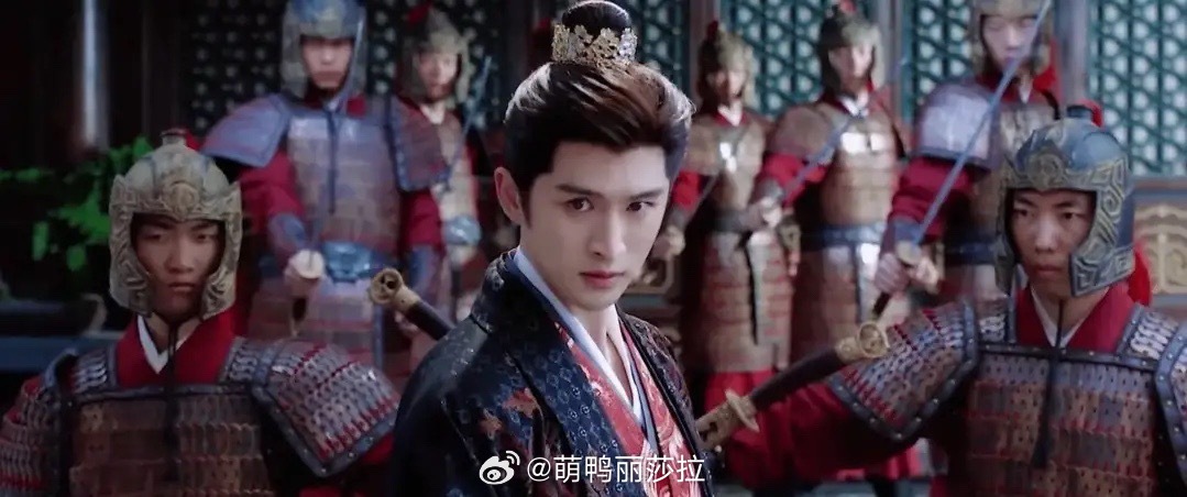 《云初令》官宣杀青并释出杀青特辑，官宣阵容的时候，出现了有意思的事情，主演虞书欣