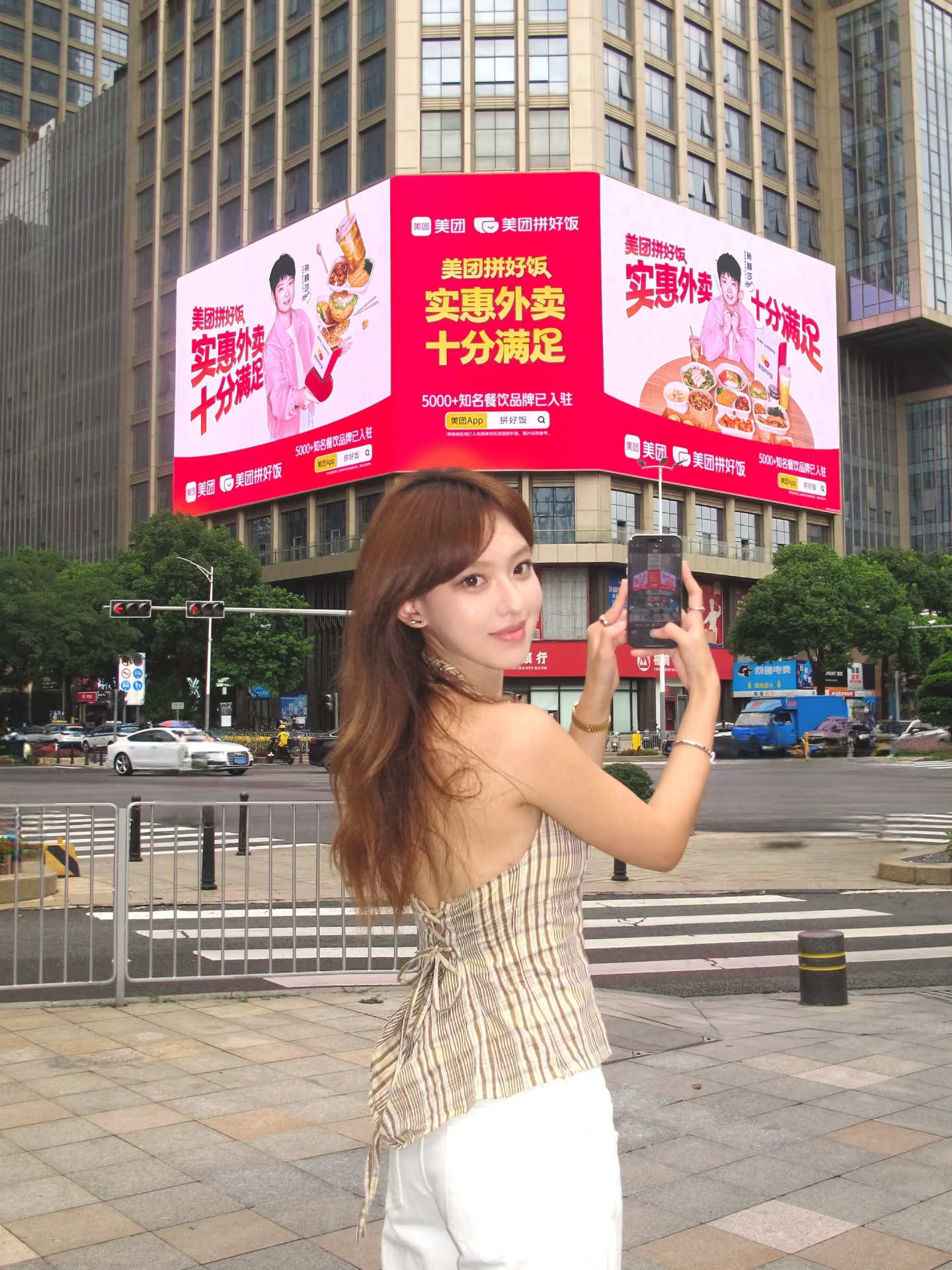 是孙颖莎！📷合影成功