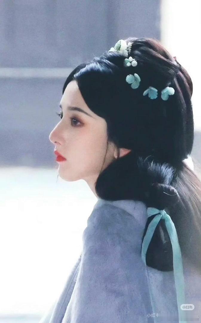 为什么祖儿挺美也有演技，却爆不成流量花呢？ ​​​