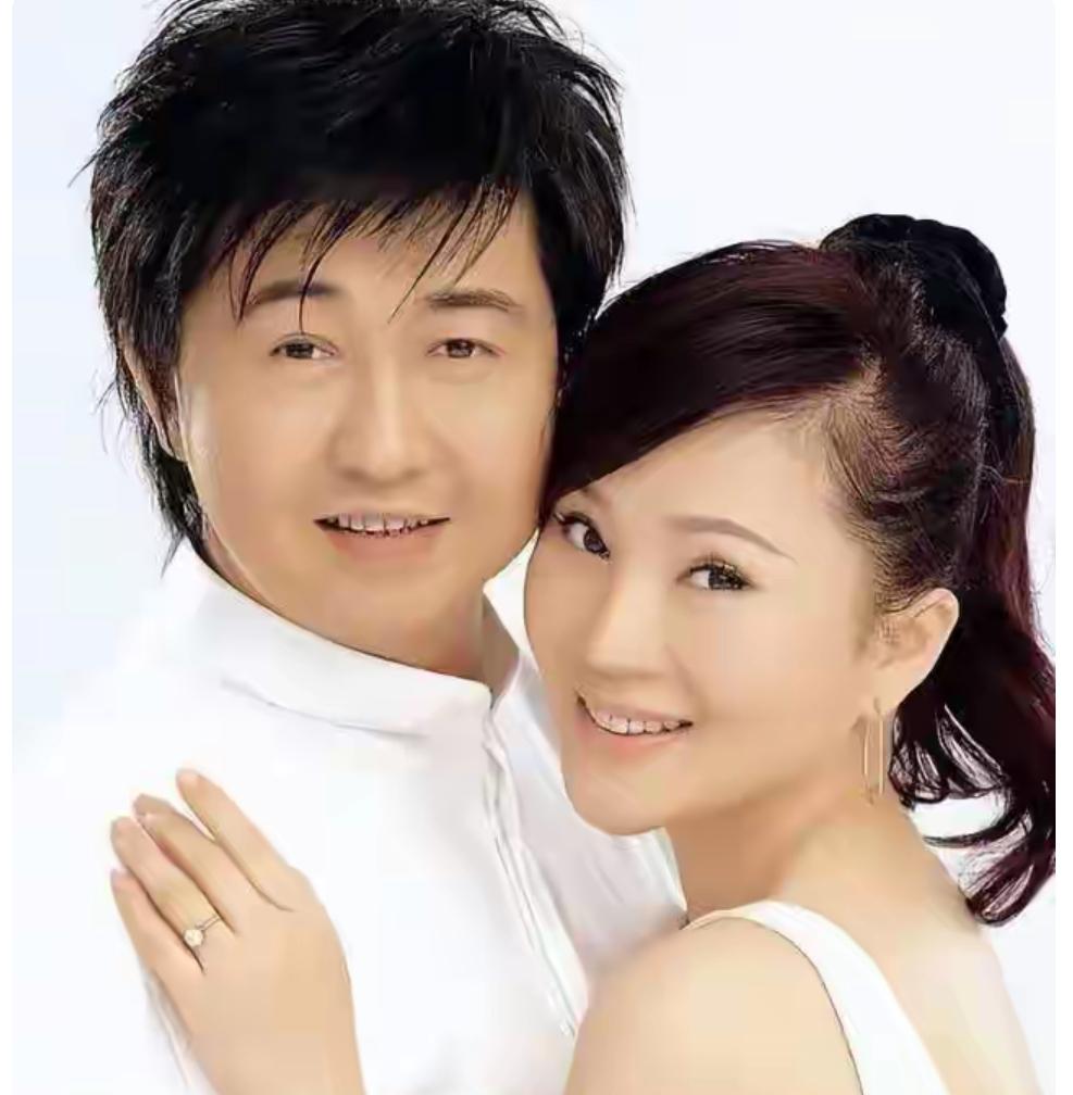 65岁付笛生现状：住北京四合院，妻子冻龄似少女，儿子是大网红
娱乐