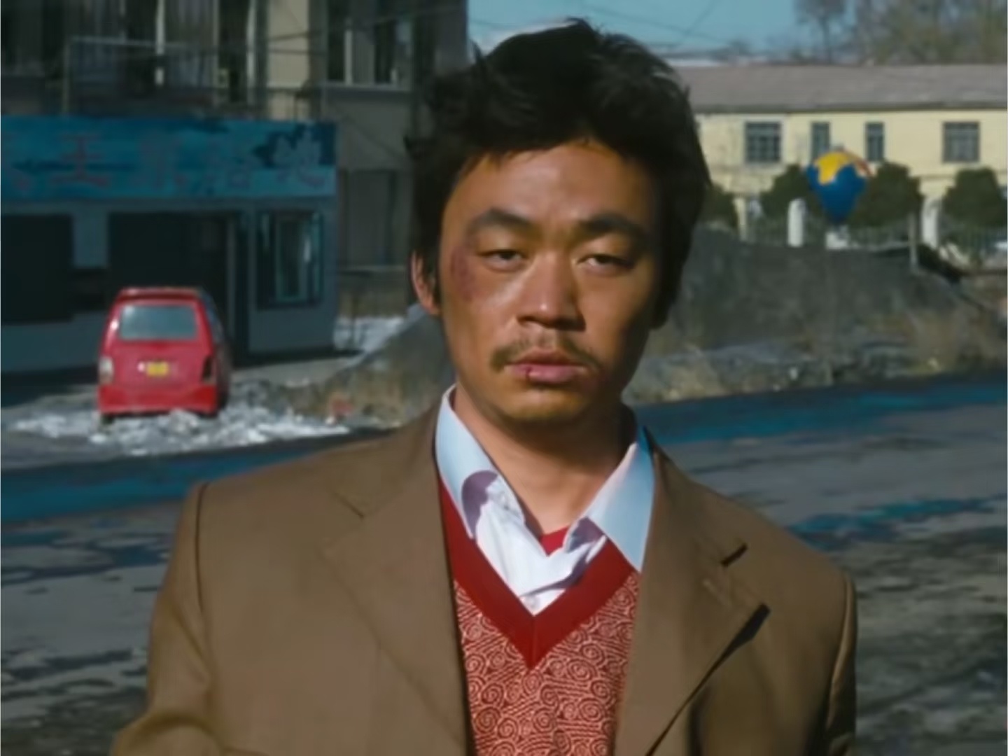 王宝强票房王宝强影视作品实打实的票房实绩！王宝强主演电影累计票房突破两百亿，是内