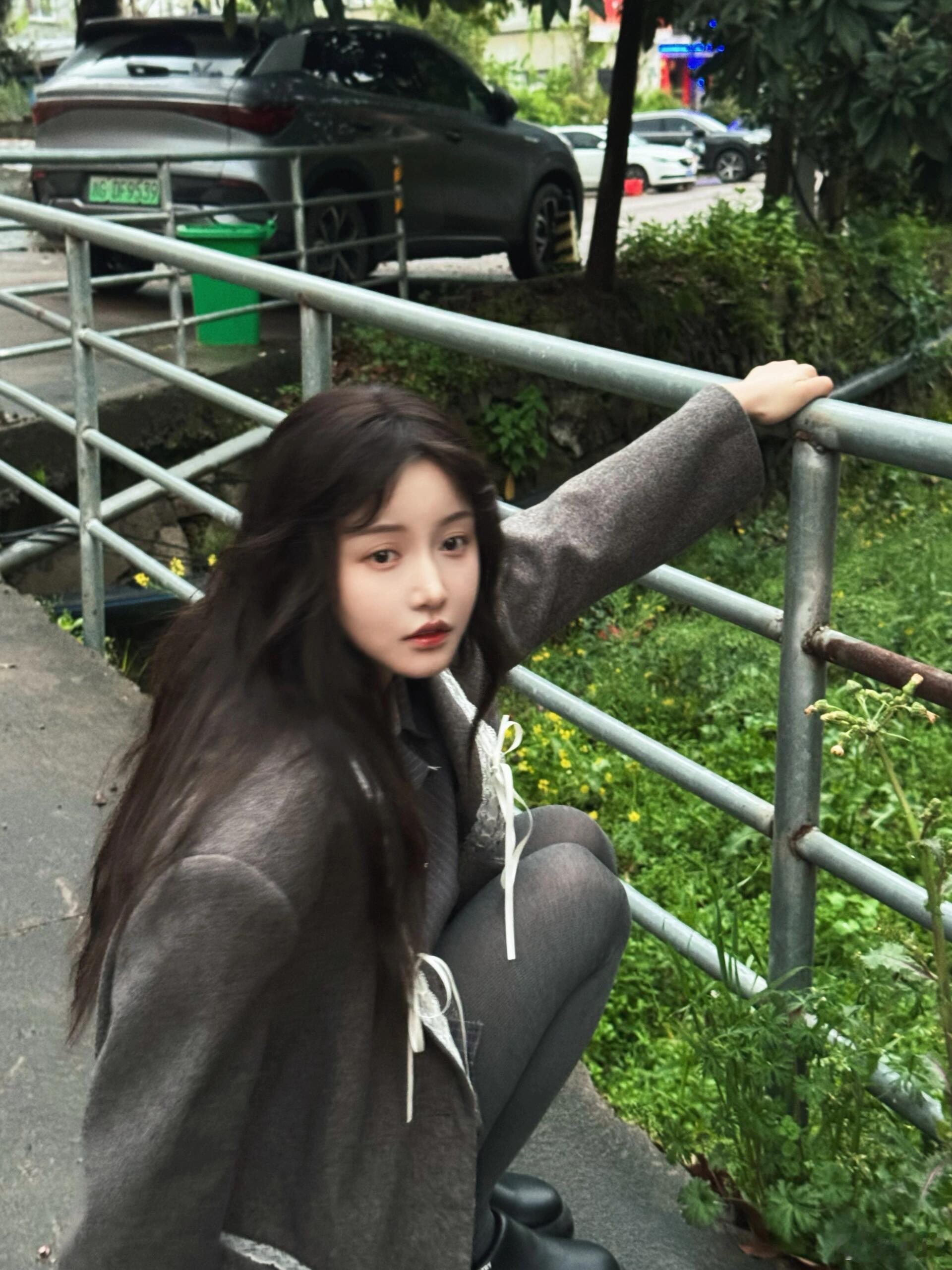 姜贞羽 🍃 春日ootd，路边的小姜美女 ​​​