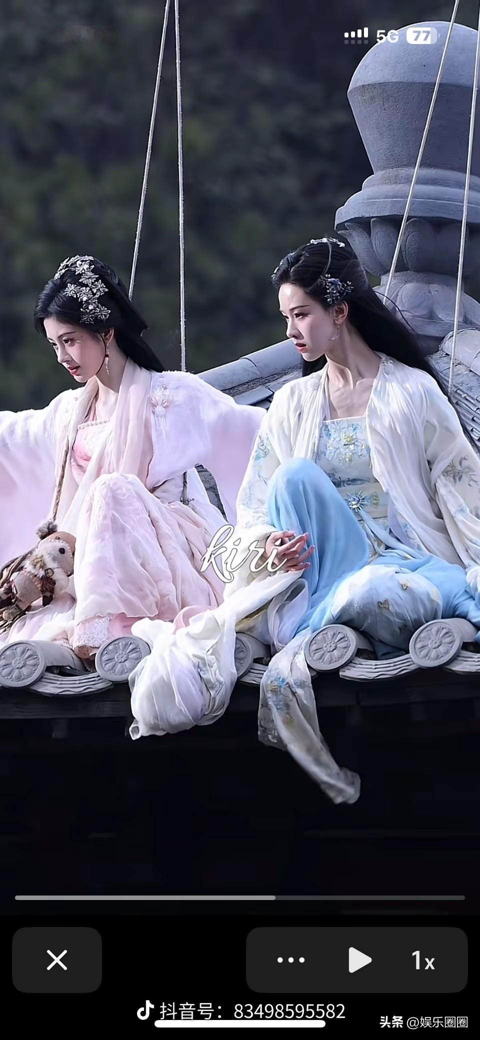 陈都灵和鞠婧祎他们演的月鳞绮纪，还没有播出，名字就有点唯美。这部剧里鞠婧祎真的像