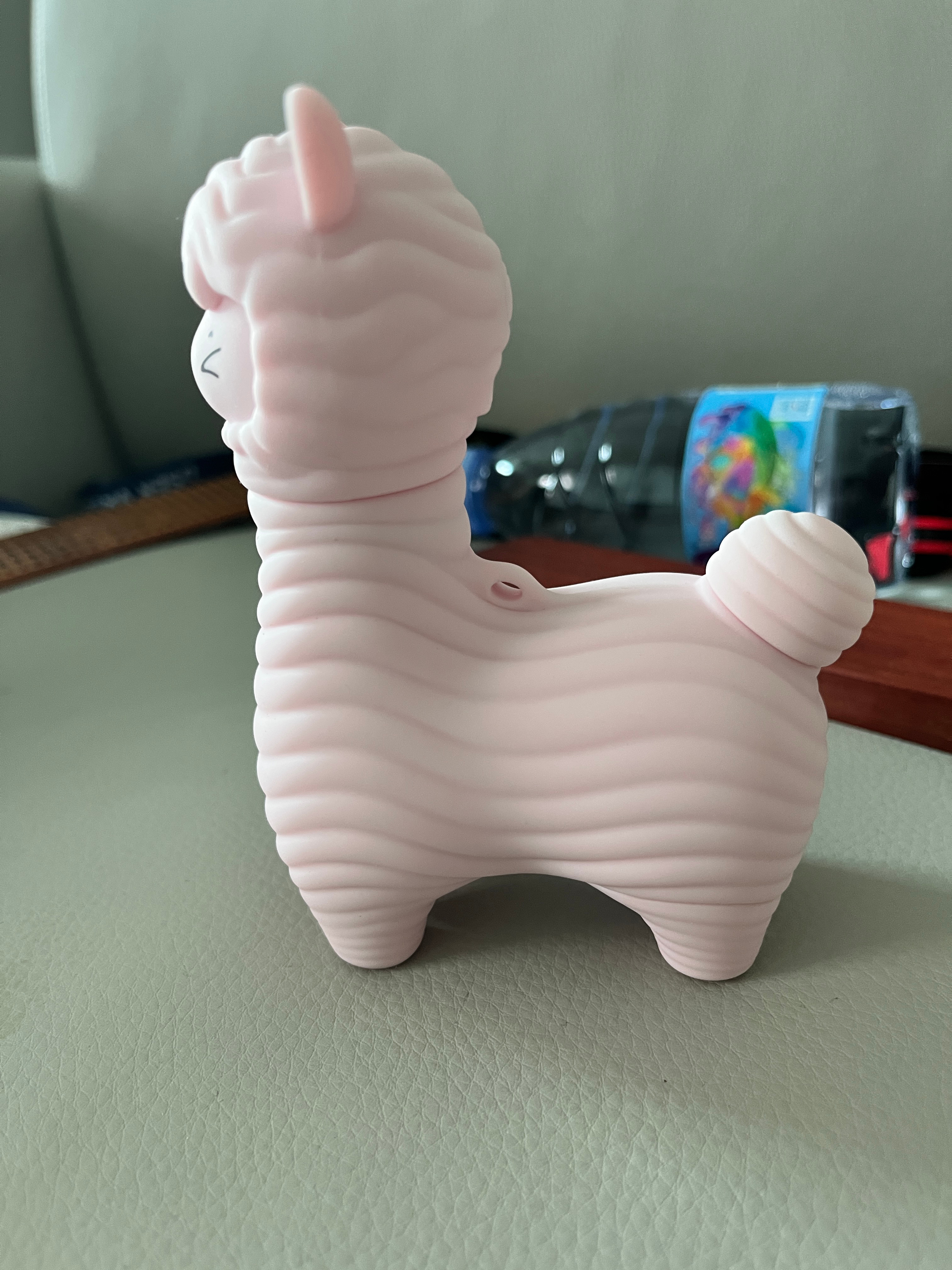 萌妹出击！这是谁的小羊～也太可爱了叭[羞嗒嗒][羞嗒嗒]猜猜有什么功能[送花花]