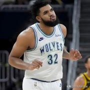 #NBA劲爆消息#
唐斯提出交易申请，或将加盟快船辅助四巨头争冠。根据美媒最新报