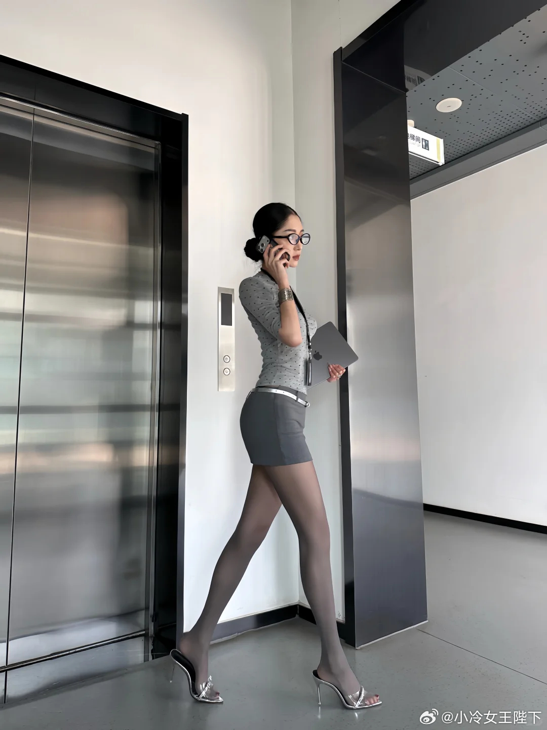 你说灰色是你最爱的颜色来到我的舒适区又又又officesiren上了审核您好，正